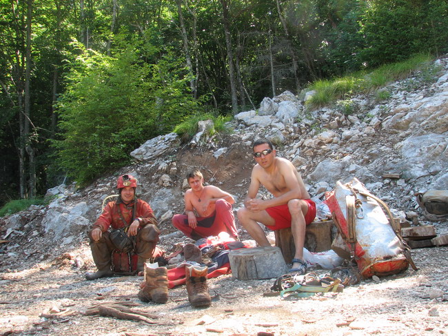 Jama Kita Kacisina Jama Kita Kacisina