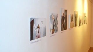 U galeriji Kninskog muzeja otvorena izložba slika “Autoportreti” Marine Ćorić