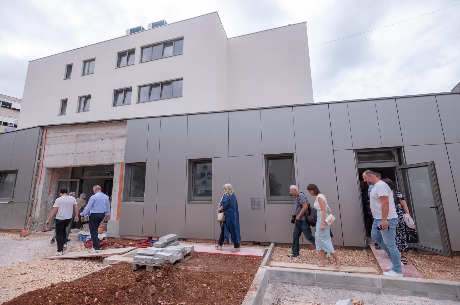 Ministri Erlić i Piletić obišli Centar za pružanje usluga u zajednici Mocire