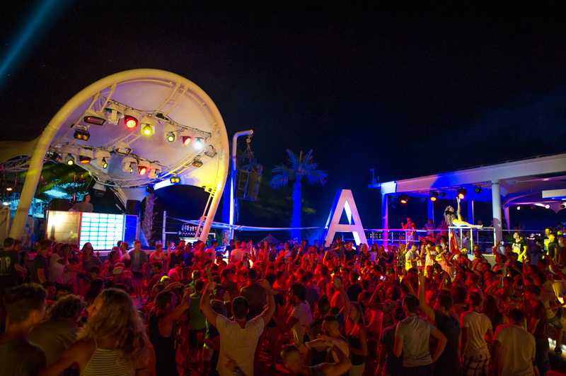 Aquarius: After beach party i Fresh island opening Aquarius: After beach party i Fresh island opening