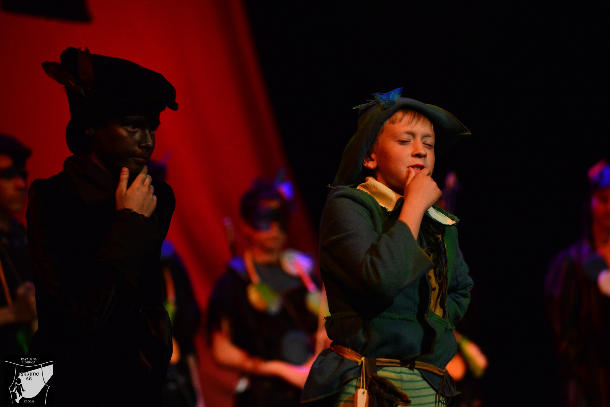 Kazališna udruga “Igrajmo se” u HNK Zadar premijerno je izvela predstavu Petar Pan