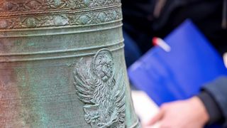 Uklanja se zvono s Kneževog dvora u Pagu Uklanja se zvono s Kneževog dvora u Pagu