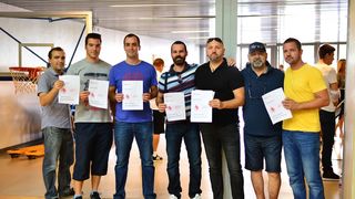 U organizaciji sekcije HZSN Zadar u dvorani 1 SC Višnjik održana je akcija dobrovoljnog darivanja krvi na kojoj je prikupljeno 25 doza tekućine koja život znači. Župan, Morović, Vidaković, Kapelari, Malik, Pestić