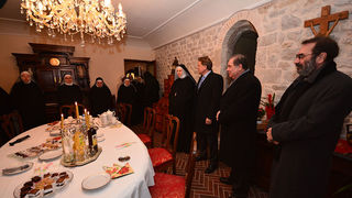 Gradonačelnik Kalmeta posjetio benediktinke; foto Iva Perinčić Gradonačelnik Kalmeta posjetio benediktinke; foto Iva Perinčić