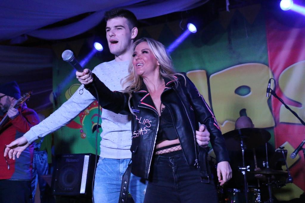 Virske maškare: Maja Šuput zapalila ledenu virsku večer Virske maškare: Maja Šuput zapalila ledenu virsku večer