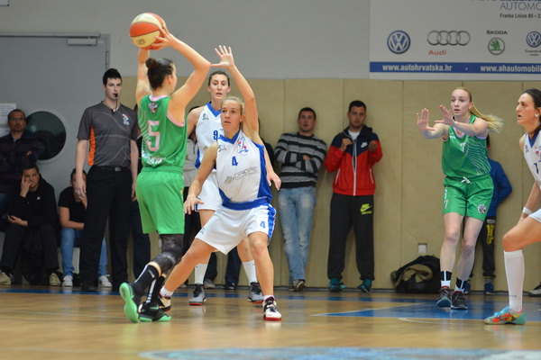 Polufinale doigravanja za prvakinje Hrvatske: ŽKK Zadar – ŽKK Trešnjevka 73-70 Polufinale doigravanja za prvakinje Hrvatske: ŽKK Zadar – ŽKK Trešnjevka 73-70