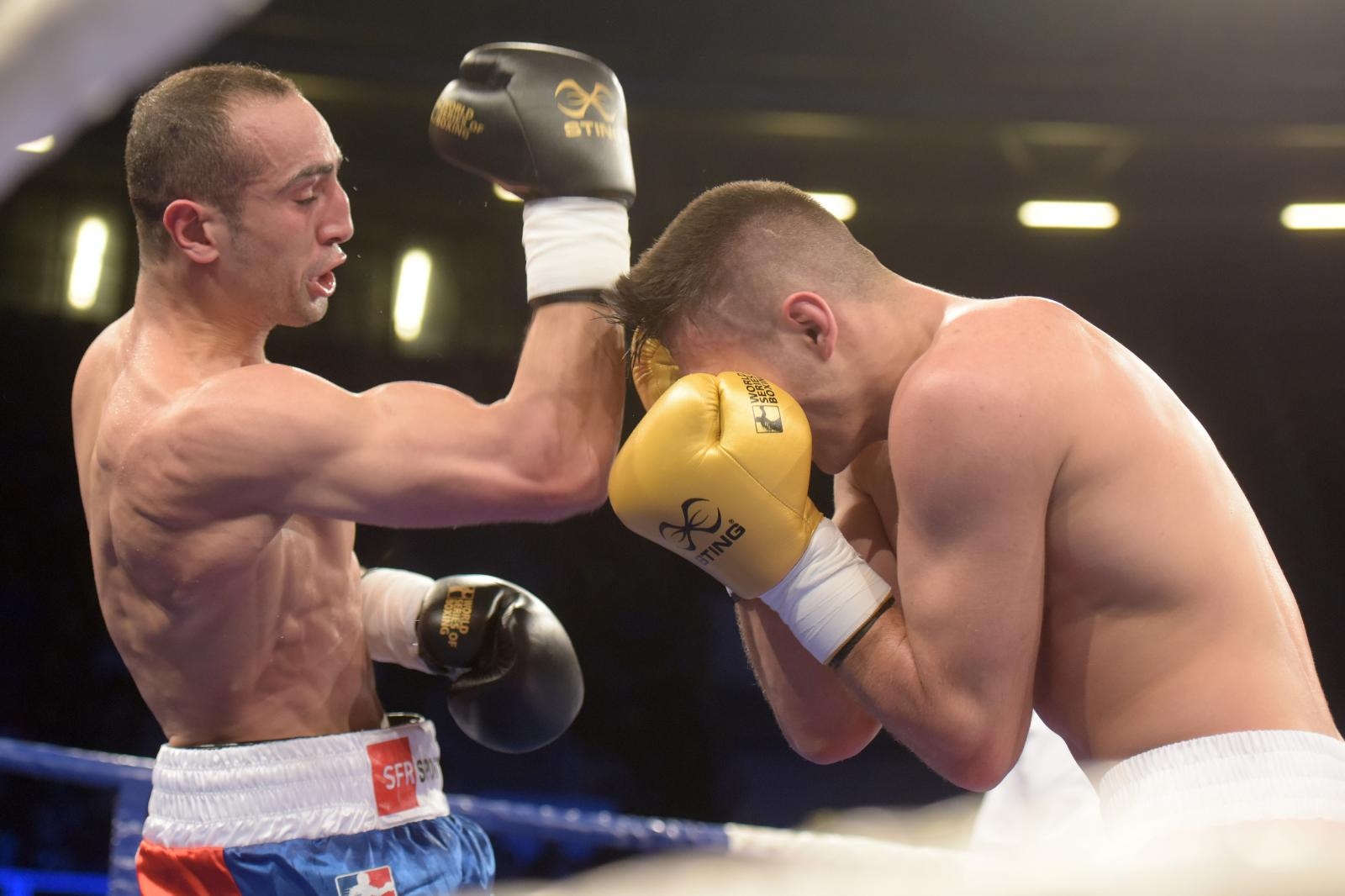 Svjetska boksacka liga, grupa B C1, kategorija 75 kg, Edin Avdic (Croatian Knights) – Nizar Trimech (France Fighting Roosters).