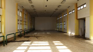 Devastirana bivša vojna baza Šepurine, Foto: Iva Idassa Devastirana bivša vojna baza Šepurine, Foto: Iva Idassa