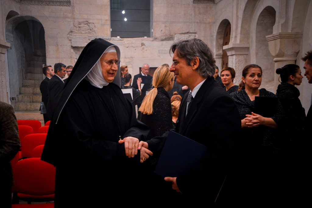 Nadbiskup Puljić predvodio svečano misno slavlje u crkvi. sv. Marije u sklopu obilježavanja 950. obljetnice spomena samostana. Foto: Iva Perinčić