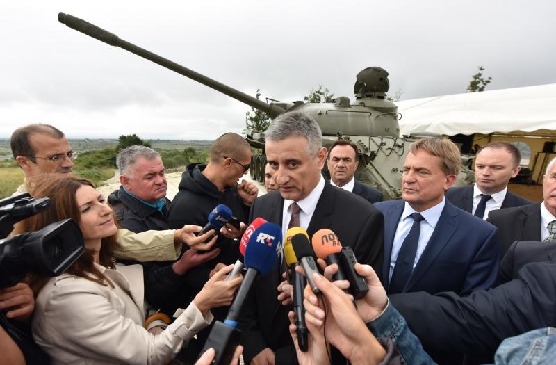 Proslava obljetnice Dana obrane grada Zadra na Dračevcu, Foto: Hrvoje Jelavić/PIXSELL Proslava obljetnice Dana obrane grada Zadra na Dračevcu, Foto: Hrvoje Jelavić/PIXSELL