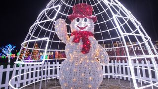 Još raskošnije izdanje: pogledajte kako izgleda Božićna priča obitelji Salaj gdje je ove godine zasjalo rekordnih 2.5 milijuna lampica