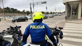 prometna policija ilustracija