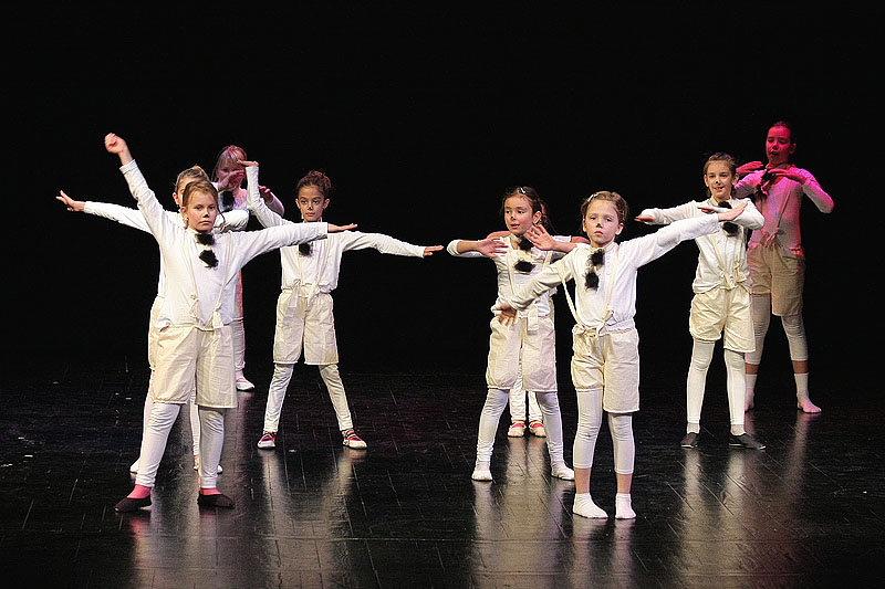 HKK Zadar – Plesna predstava: “Problemi jedne klinceze” (foto: Marin Gospić)