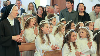 Bibinje: sakrament Prve pričesti, foto-L. Banić Bibinje: sakrament Prve pričesti, foto-L. Banić