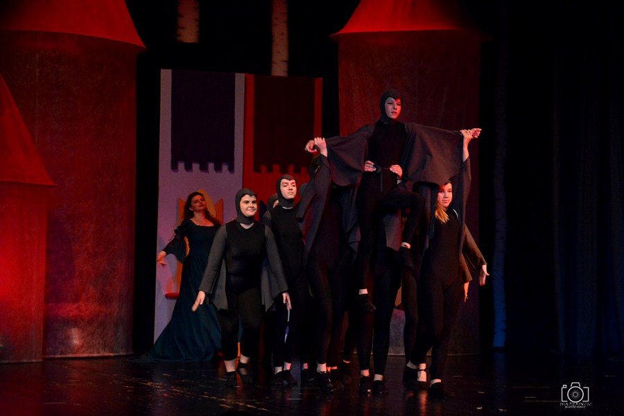 Plesna udruga Gesta: Bajka.hr