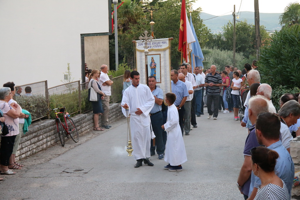 Procesija za blagdan Kraljice mira u Stanovima 22. kolovoza 2016. Procesija za blagdan Kraljice mira u Stanovima 22. kolovoza 2016.