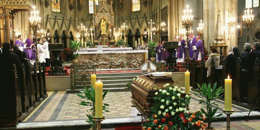 Misa zadušnica za nadbiskupa Prenđu u zagrebačkoj katedralii, Foto: ika.hr Misa zadušnica za nadbiskupa Prenđu u zagrebačkoj katedralii, Foto: ika.hr