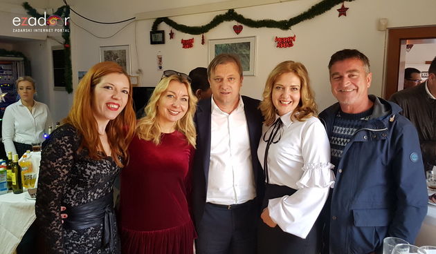 Božićni domijenak i premijera novog studija Novog radija