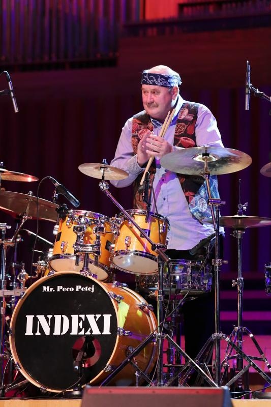 Nastupili su Kornelije i Aleksandra Kovač, Željko Bebek, Giuliano, Goran Karan…