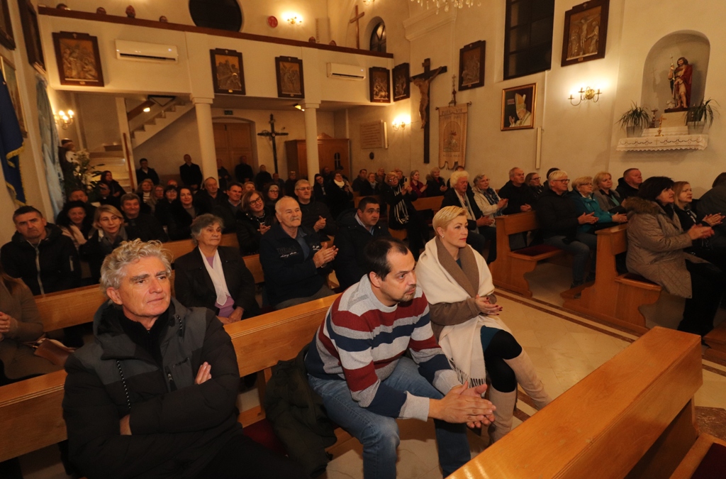 Susret klapa u crkvi sv. Jurja Susret klapa u crkvi sv. Jurja