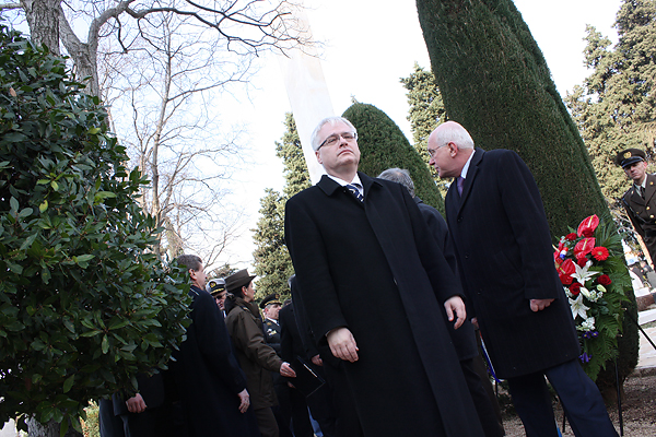 Image 1040133 (auto)