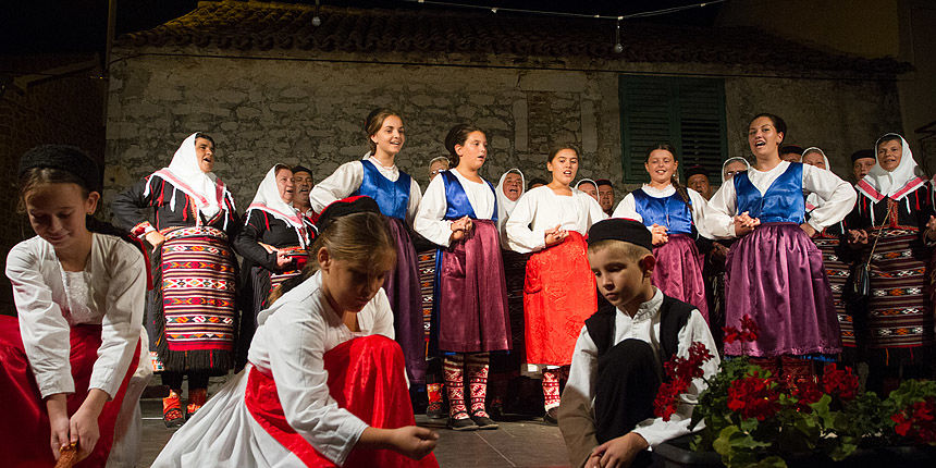 Bibinje: 12. Večer folklora, foto: Leo Banić Bibinje: 12. Večer folklora, foto: Leo Banić