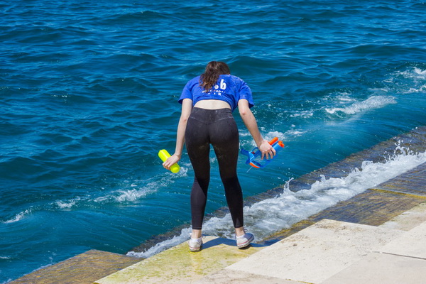 Ludijada maturanata na zadarskoj rivi 17. svibnja 2016. Foto: Bojan Bogdanić