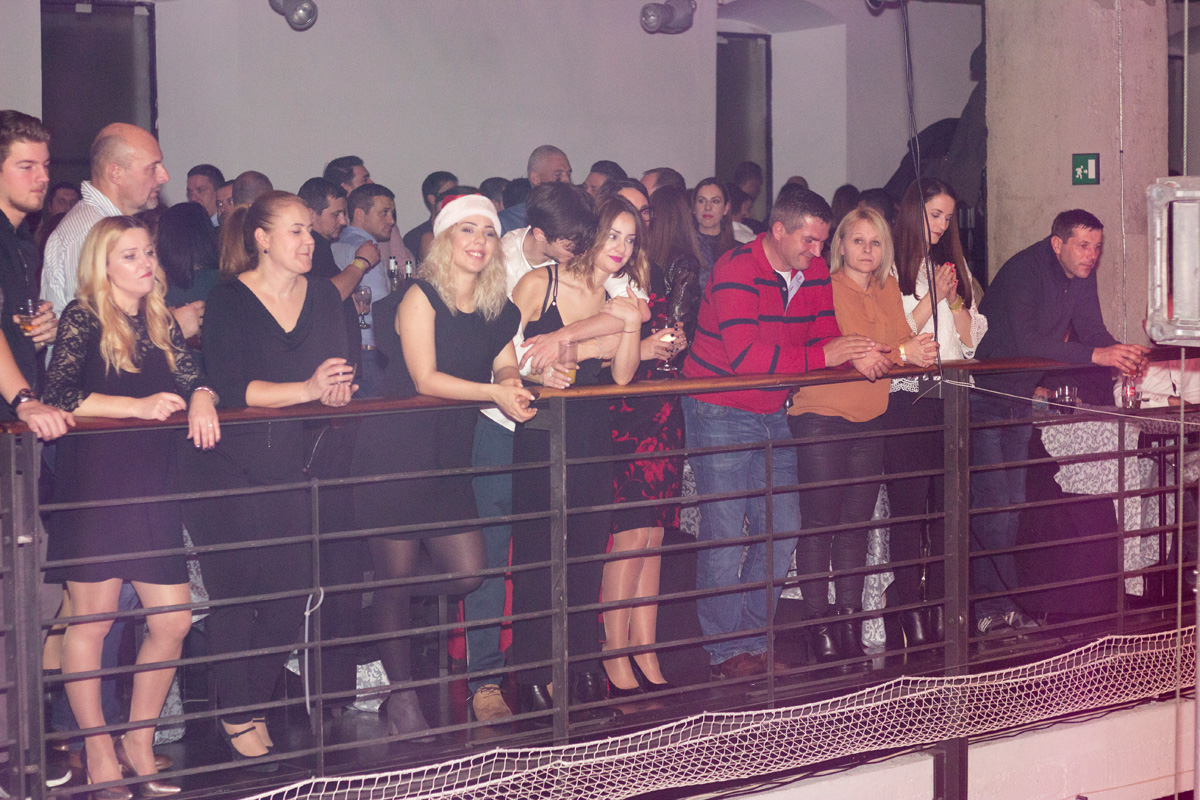 Božićni koncert Tomislava Bralića i klape Intrade u zadarskom klubu Arsenal 25. prosinca 2016.