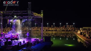 Massimo @ bazen Ilirije u Biogradu na Moru