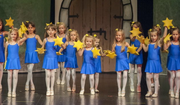 HNK Zadar: Bajka.hr Plesne udruge Gesta, Foto: Željko Karavida