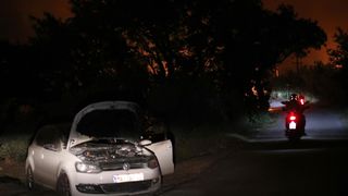 Tučepi: Požar se širi, zahvatio ranč i kuće, vatrogasci u akciji
