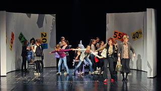 Plesna udruga Gesta: Božićni šoping u SuperOvoj, Foto: Željko Karavida Plesna udruga Gesta: Božićni šoping u SuperOvoj, Foto: Željko Karavida