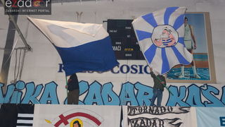 Humanitarno gledanje utakmice Zadar-Cibona u Jazinama Humanitarno gledanje utakmice Zadar-Cibona u Jazinama