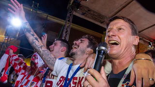 Veličanstven doček četvorice zadarskih Vatrenih od Gradskog mosta do Foruma