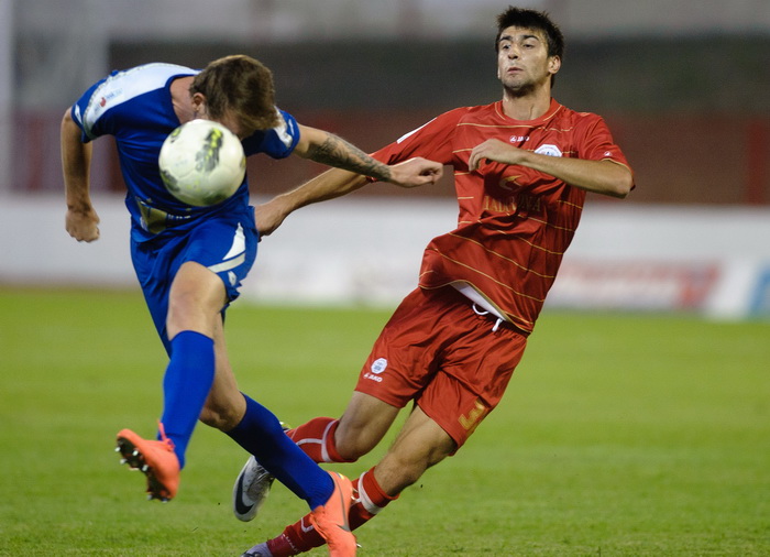 Split, 150912.
Stadion Park mladezi.
Nogometna utakmica 8. kola MAXtv 1. HNL Prve lige izmedju RNK Split i NK Zadar.
Na fotografiji: Drazen Bagaric i Igor Prahic
Foto:Tom Dubravec / CROPIX Split, 150912.
Stadion Park mladezi.
Nogometna utakmica 8. kola MAXtv 1. HNL Prve lige izmedju RNK Split i NK Zadar.
Na fotografiji: Drazen Bagaric i Igor Prahic
Foto:Tom Dubravec / CROPIX