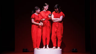 Igrajmo se: Zabranjeno mlađima od 15 strana A