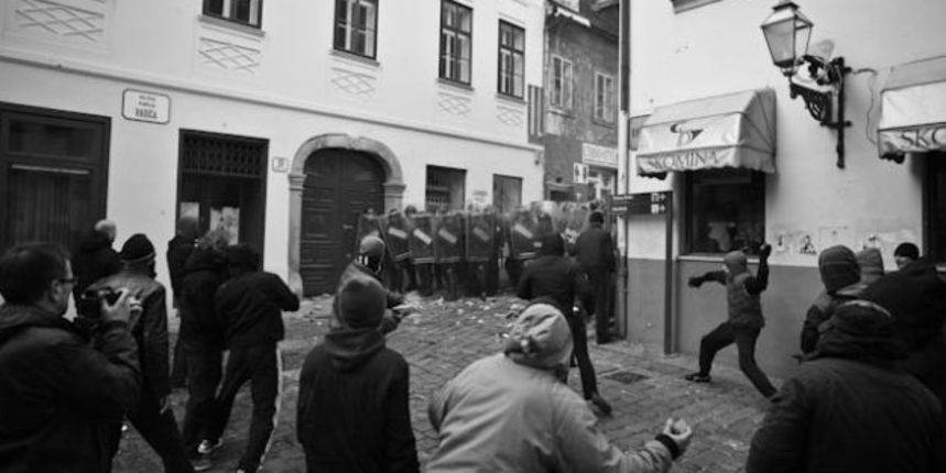 Prosvjed u Zagrebu ( foto Cropix). Prosvjed u Zagrebu ( foto Cropix).