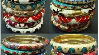 Okitite se hrpom narukvica! (moda.com)