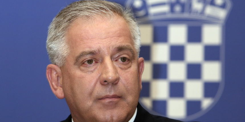 Zagreb,010709.
Banski dvori.
Izvanredna press konferencija na kojoj  je dr. Ivo Sanader dao je ostavku na mjesto premijera i sve stranacke duznosti u HDZ-u.
Foto: Damjan Tadic / CROPIX