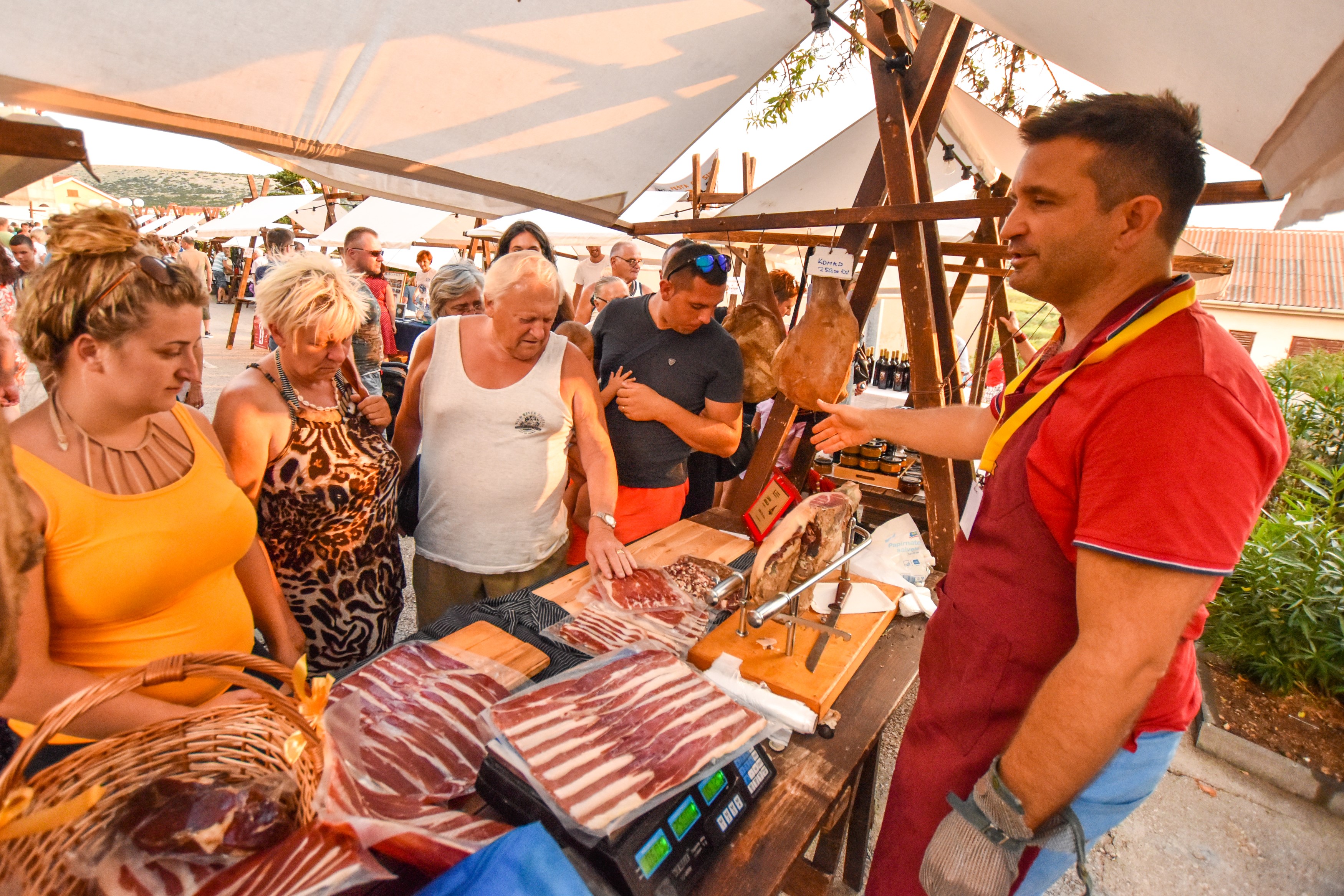 Kolan: Fešta od sira
