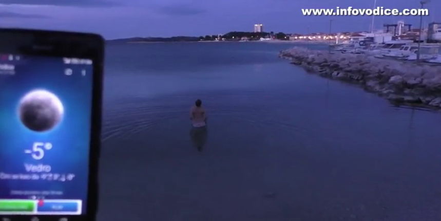 Emil Redžepović svako se jutro kupa u Vodicama Emil Redžepović svako se jutro kupa u Vodicama