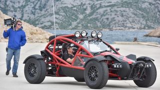 Jeremy Clarkson i Richard Hammond snimali u pritaništu Žigljen na Pagu