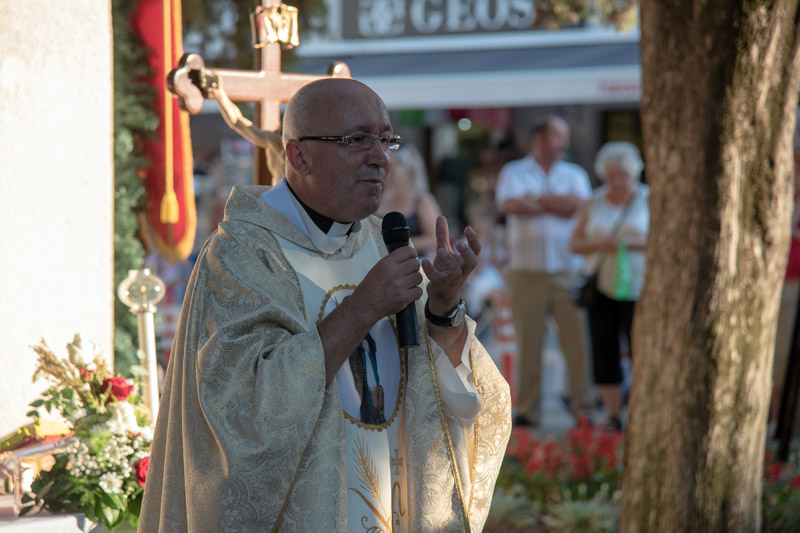 Procesija u Biogradu na blagdan sv. Roka, foto: Vinko Pešić Procesija u Biogradu na blagdan sv. Roka, foto: Vinko Pešić