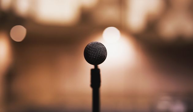 mikrofon, glazba koncert ilustracija turbo folk