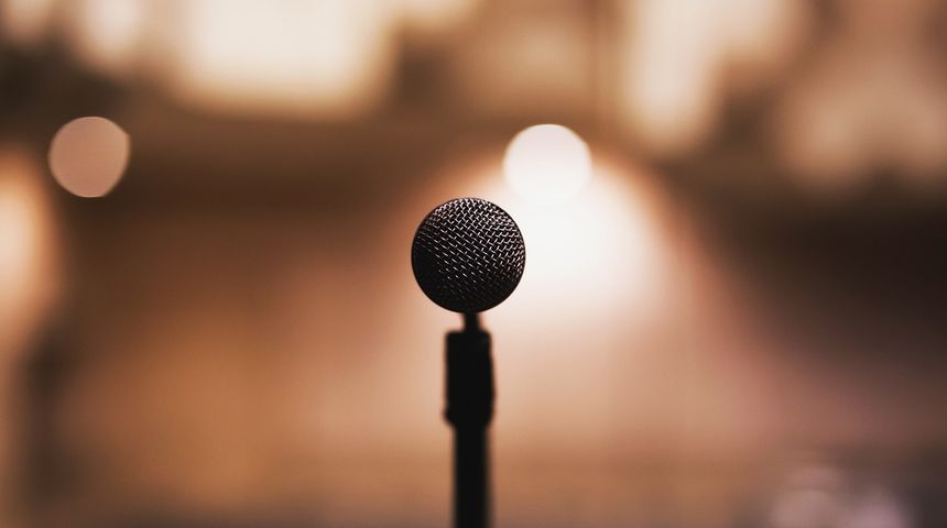 mikrofon, glazba koncert ilustracija turbo folk