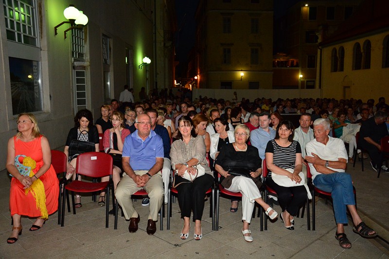 20. zadarsko kazalisno ljeto, noa, love medicine