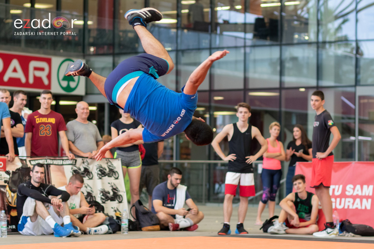 3×3 Basket Tour @ City Galleria