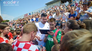 Zadarska vatrena četvorka na Stanovima se družila s mladim zadarskim nogometašima Zadarska vatrena četvorka na Stanovima se družila s mladim zadarskim nogometašima