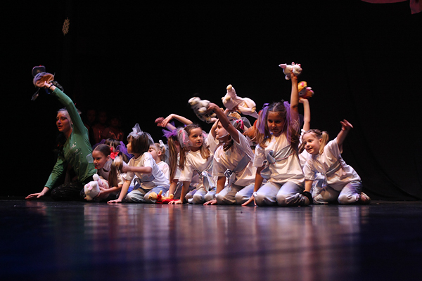 Plesni studio Zalet : “Čarobni snovi” (foto:Saša Čuka)