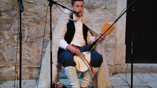 U subotu, 16. srpnja, na Kaštelu Benković u Benkovcu, u sklopu Benkovačkog kulturnog ljeta održan je “9. Etno festival – Benkovac 2016.” U subotu, 16. srpnja, na Kaštelu Benković u Benkovcu, u sklopu Benkovačkog kulturnog ljeta održan je “9. Etno festival – Benkovac 2016.”